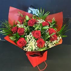 12 Red Rose Gift Bag