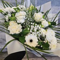 Classic Handtied